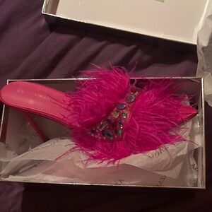 Pink Feathered Women's Shoe